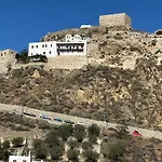 το σπίτι της ειρήνης * スキロス